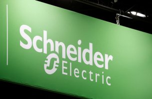 Η Schneider Electric συνεχίζει σταθερά το φιλόδοξο πρόγραμμα μετασχηματισμού της για τη βιωσιμότητα