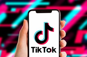 Το ετήσιο αποτύπωμα άνθρακα του TikTok είναι πιθανότατα μεγαλύτερο από αυτό της Ελλάδας