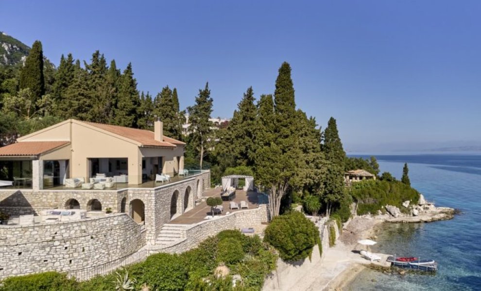 Το Roula Rouva Real Estate στο παγκόσμιο δίκτυο της Forbes Global Properties