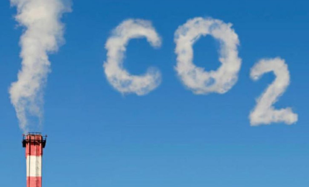 Μείωση κατά 4,3% στις εκπομπές CO2 το 2022 – Οι κλάδοι που συνέβαλαν